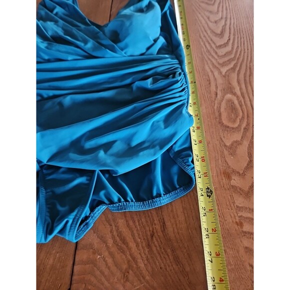 Lands End One Piece Slimming Swimsuit Teal Blue Surplice Size 18 With Bra - Picture 9 of 9